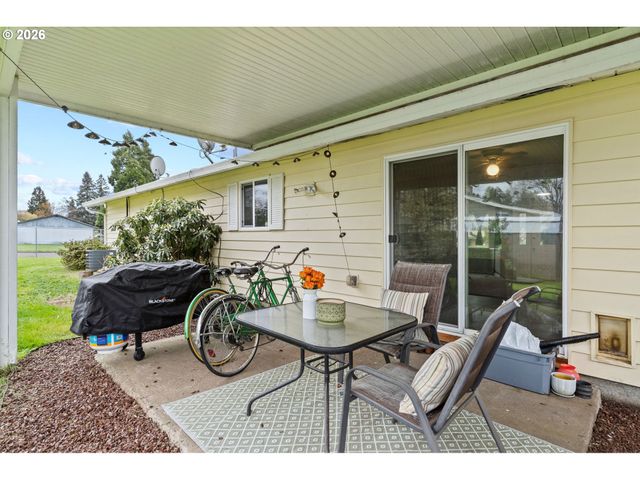 8718 Ne 95TH St, Vancouver, WA 98662