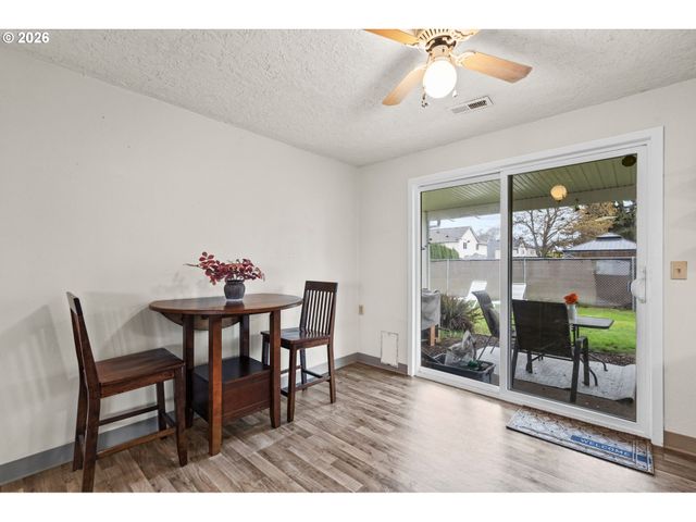 8718 Ne 95TH St, Vancouver, WA 98662