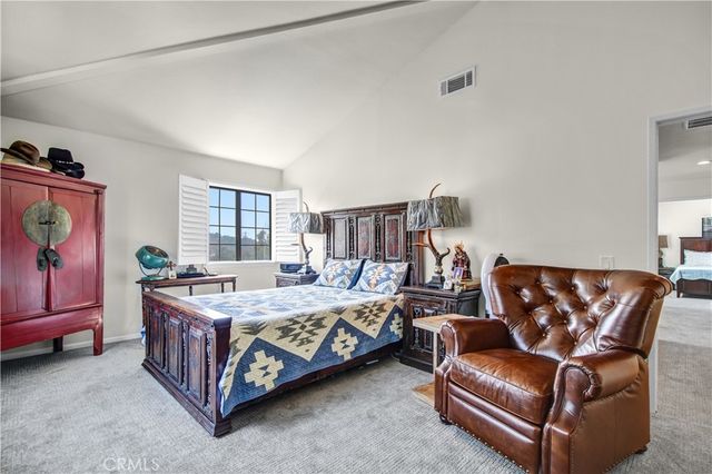 2607 Dove Creek Lane B, Pasadena, CA 91107