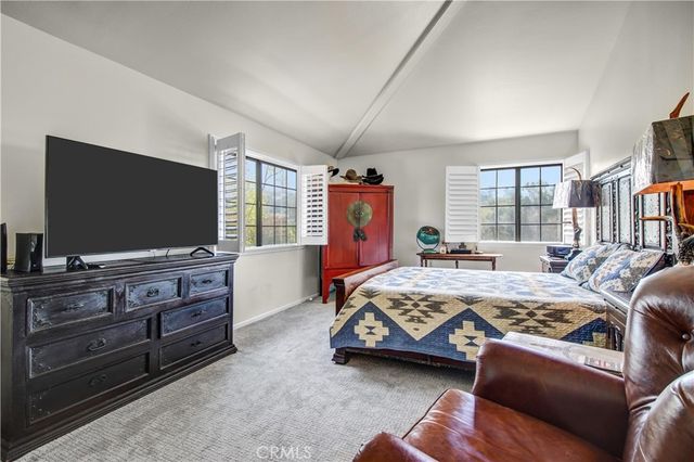 2607 Dove Creek Lane B, Pasadena, CA 91107