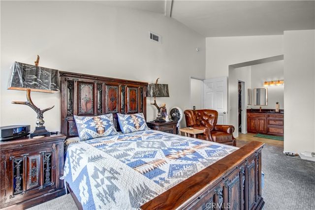 2607 Dove Creek Lane B, Pasadena, CA 91107