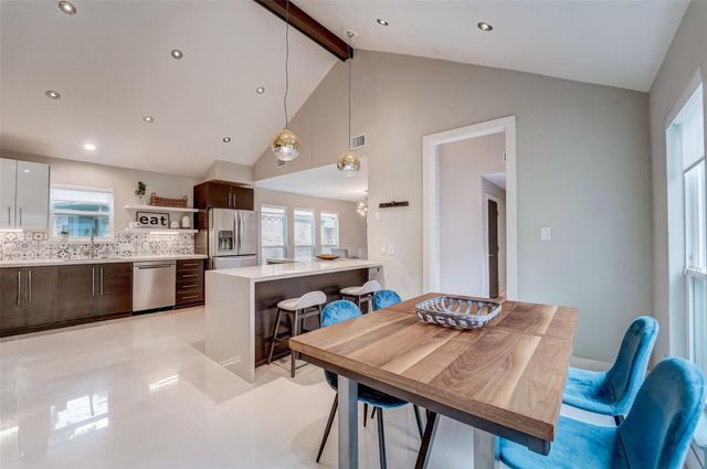 1371 Beaujolais Lane, Houston, TX 77077