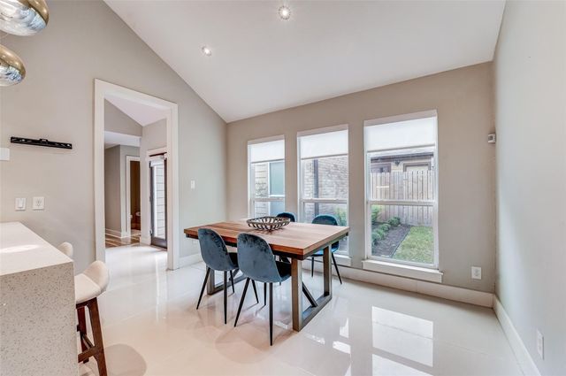 1371 Beaujolais Lane, Houston, TX 77077