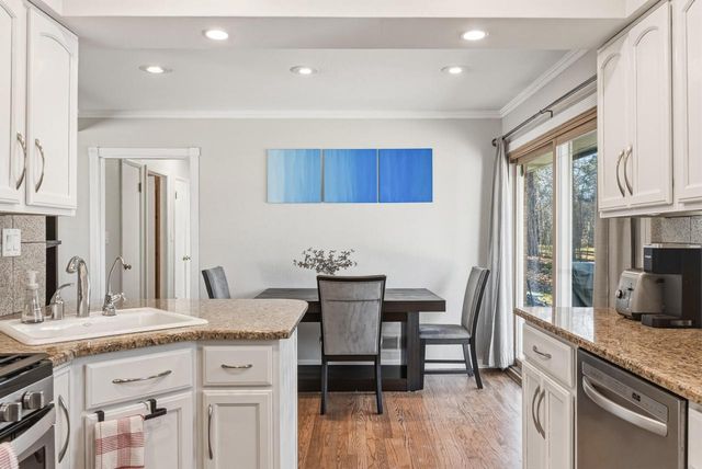 8837 N Navajo ROAD, Bayside, WI 53217