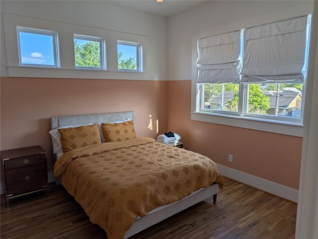709 E 13th Street, Houston, TX 77008
