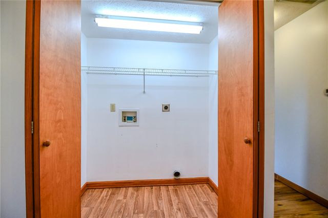 605 Rubythroat Lane, Englewood, OH 45315