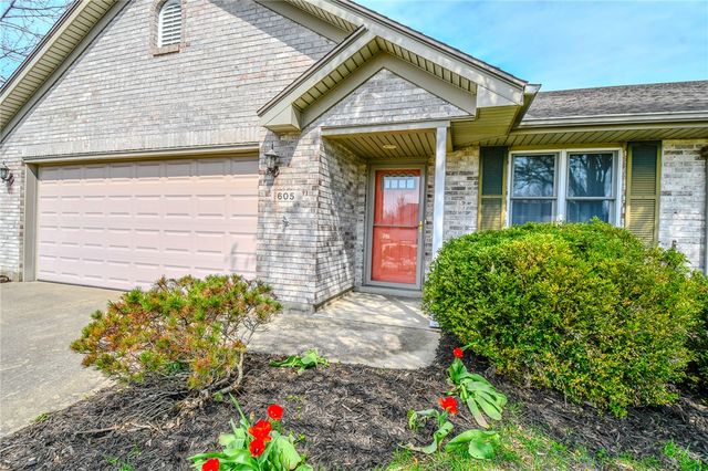 605 Rubythroat Lane, Englewood, OH 45315