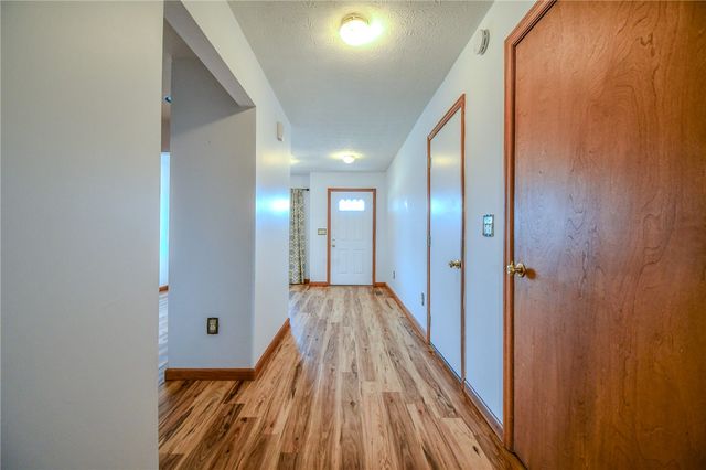 605 Rubythroat Lane, Englewood, OH 45315