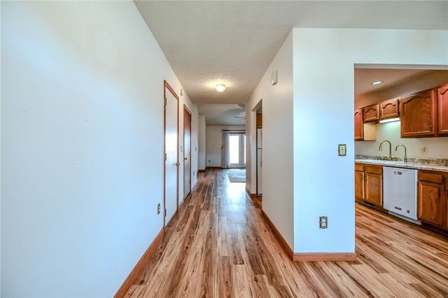 605 Rubythroat Lane, Englewood, OH 45315