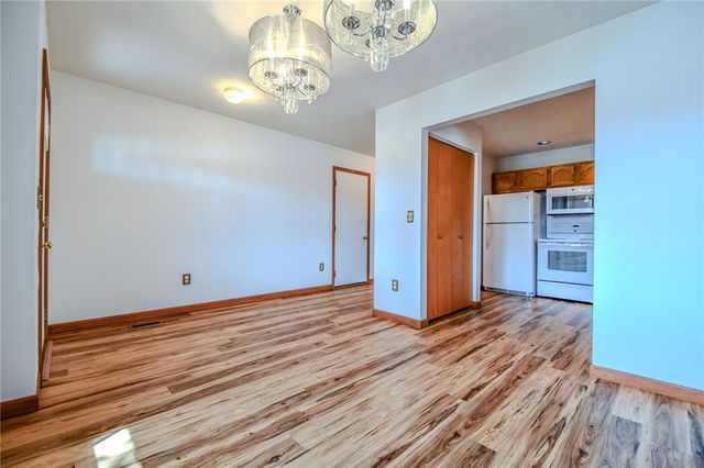 605 Rubythroat Lane, Englewood, OH 45315