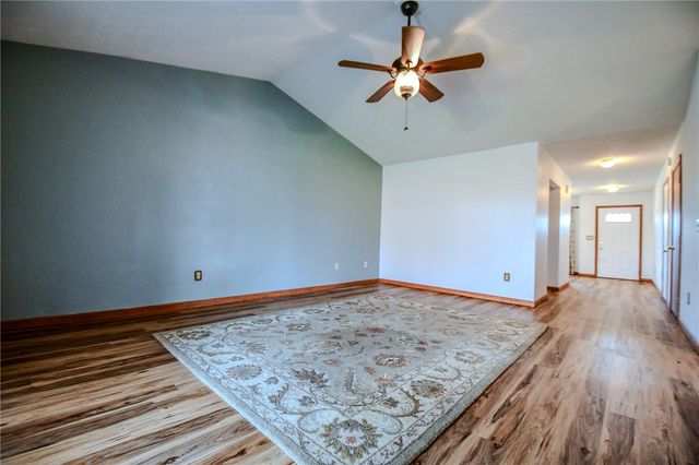 605 Rubythroat Lane, Englewood, OH 45315