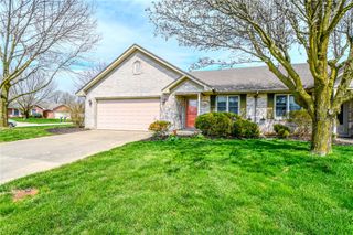605 Rubythroat Lane, Englewood, OH 45315