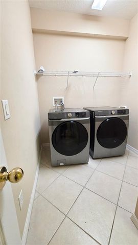 1116 LIMESTONE RUN, Sanford, FL 32771