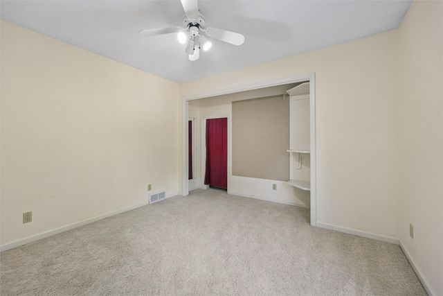 6913 NE Berwick Drive, Ankeny, IA 50021