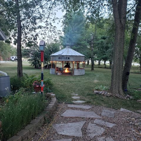 6913 NE Berwick Drive, Ankeny, IA 50021