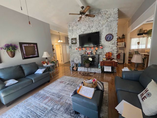 27 Opalochee Drive, Cherokee Village, AR 72529