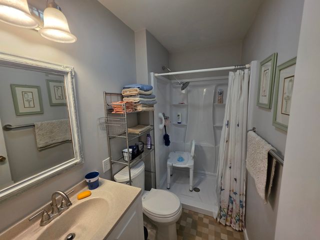 27 Opalochee Drive, Cherokee Village, AR 72529