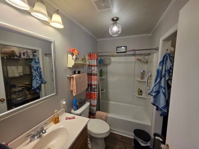 27 Opalochee Drive, Cherokee Village, AR 72529