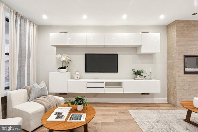 1534 N NATRONA ST, Philadelphia, PA 19121