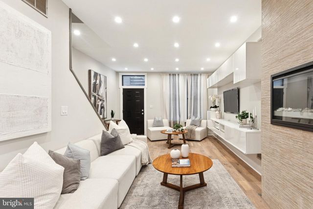 1534 N NATRONA ST, Philadelphia, PA 19121