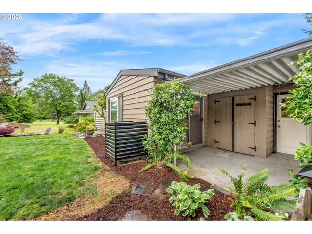 11950 Sw KING GEORGE Dr, King City, OR 97224
