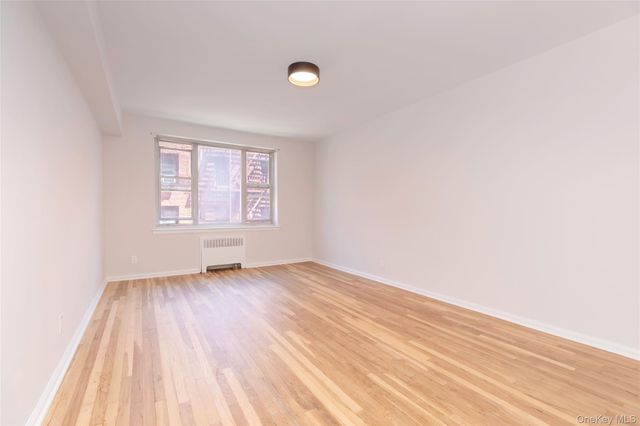 12 Westchester Avenue 4H, White Plains, NY 10601