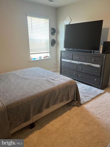 115 BELL TOWER LN, Charles Town, WV 25414