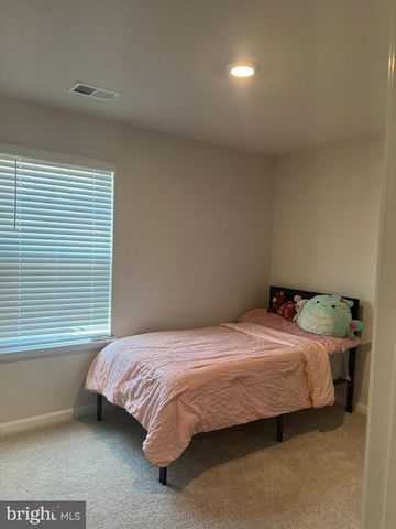 115 BELL TOWER LN, Charles Town, WV 25414