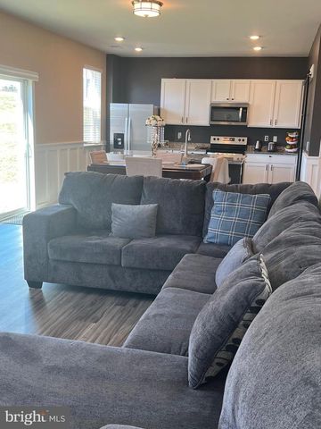 115 BELL TOWER LN, Charles Town, WV 25414