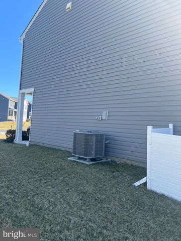 115 BELL TOWER LN, Charles Town, WV 25414