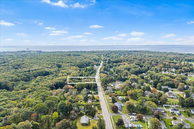 94 Great Neck Road, Waterford, CT 06385