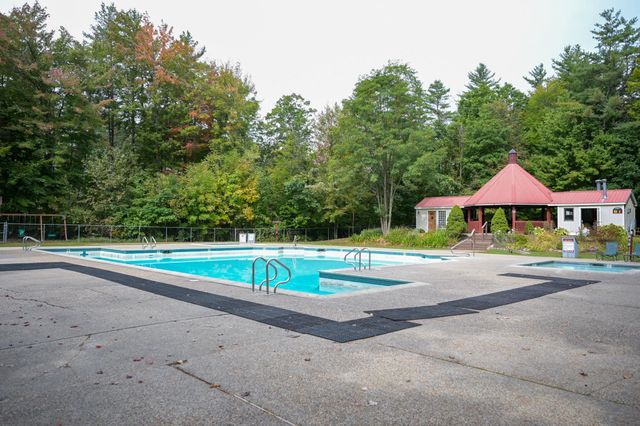 10G River Run Drive G, Bartlett, NH 03812