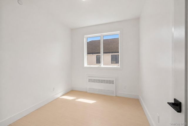 15 Warren Court 201, Monsey, NY 10952