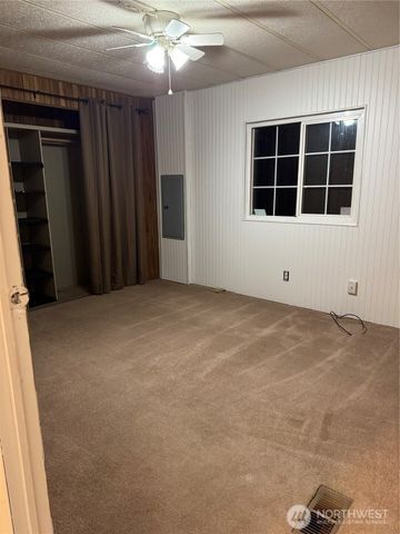 25019 64th Avenue E, Graham, WA 98338