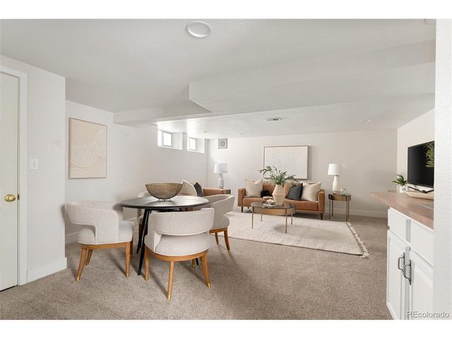 912 Pontiac St, Denver, CO 80220