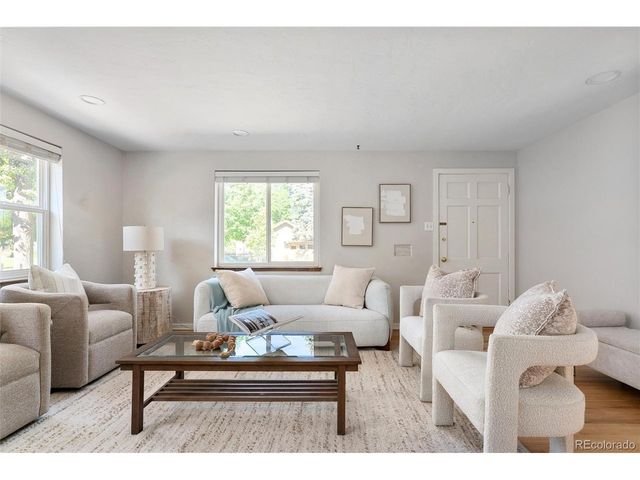 912 Pontiac St, Denver, CO 80220