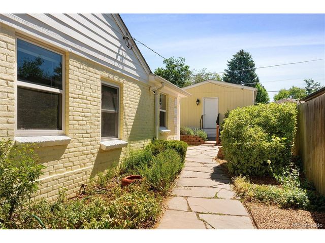 912 Pontiac St, Denver, CO 80220