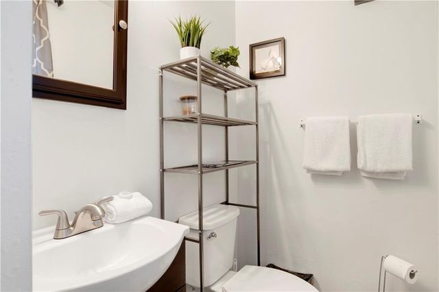 5023 Freeway Lane, Mobile, AL 36619