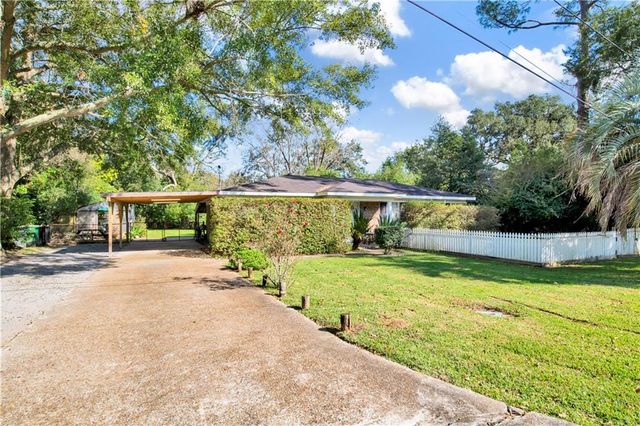 5023 Freeway Lane, Mobile, AL 36619