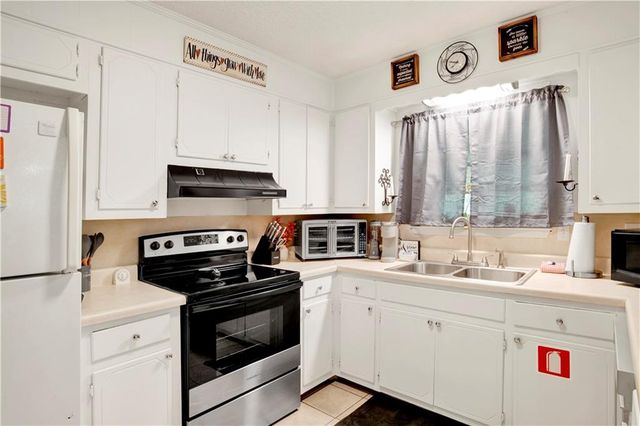 5023 Freeway Lane, Mobile, AL 36619