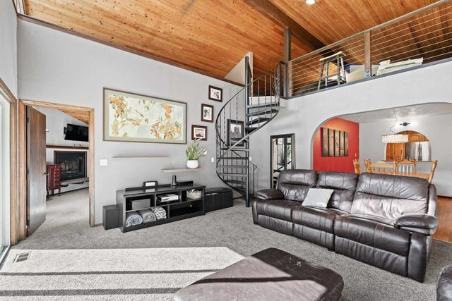6422 E 15th Ave, Spokane Valley, WA 99212