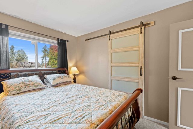 6422 E 15th Ave, Spokane Valley, WA 99212