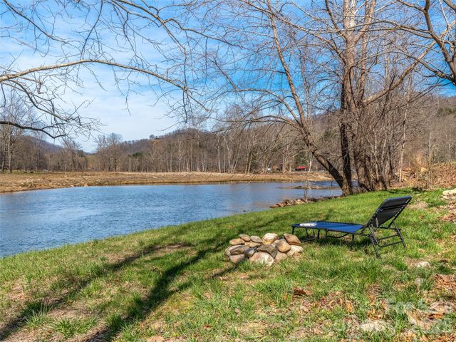 4125 State Highway 197 Highway S, Burnsville, NC 28714