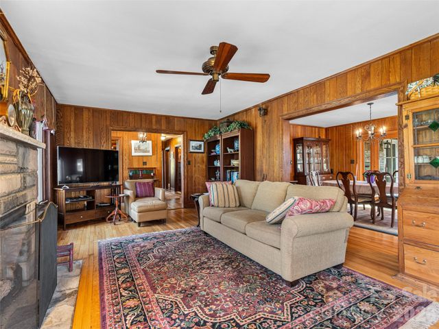 4125 State Highway 197 Highway S, Burnsville, NC 28714