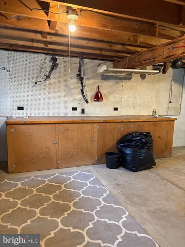 2621 FRANKLIN PIKE, Petersburg, WV 26847