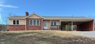 2621 FRANKLIN PIKE, Petersburg, WV 26847