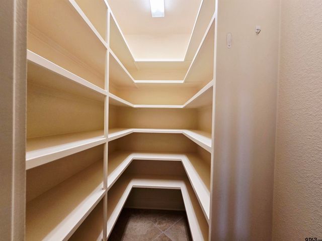 2004 Silver Cove, Whitehouse, TX 75791
