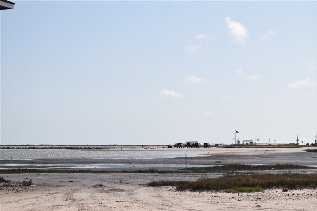 1218 Laguna Shores, Corpus Christi, TX 78418 — photo 3