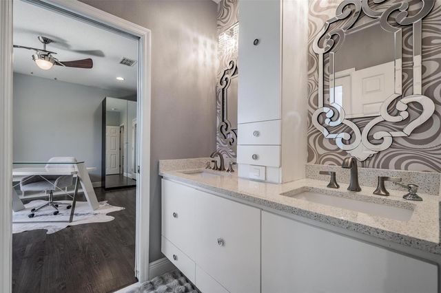 23626 ABERCORN LANE, Land O Lakes, FL 34639