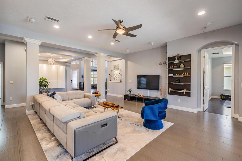 Image 18 of property listing at 23626 ABERCORN LANE, Land O Lakes, FL 34639